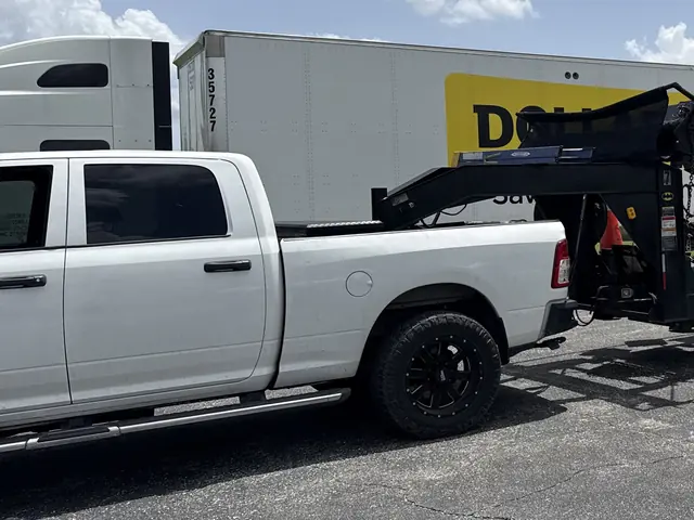 Ram 3500 and gooseneck